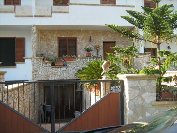 مبيت وإفطار غالّيبولي A Casa Di Sonja المظهر الخارجي الصورة