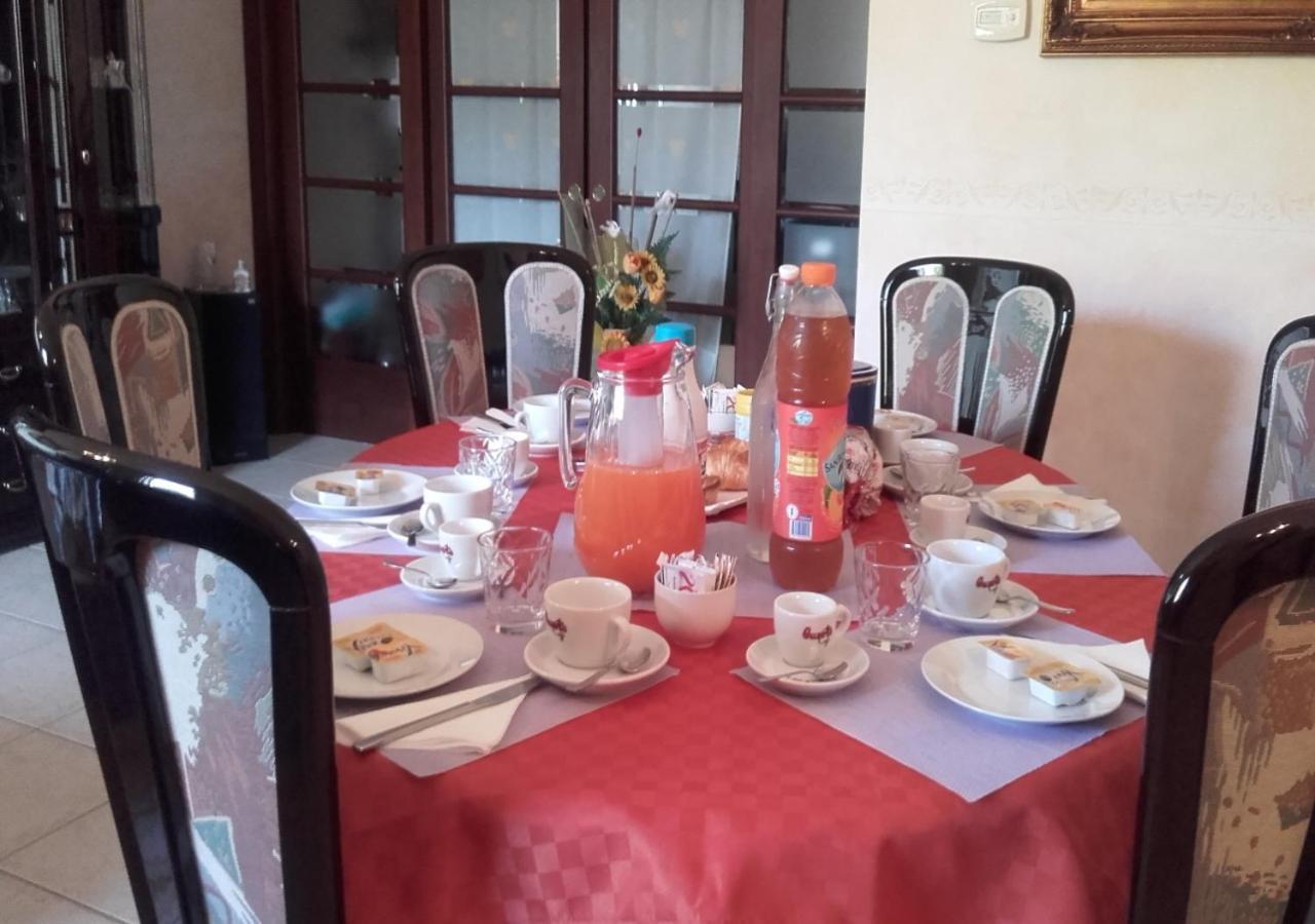 مبيت وإفطار غالّيبولي A Casa Di Sonja المظهر الخارجي الصورة